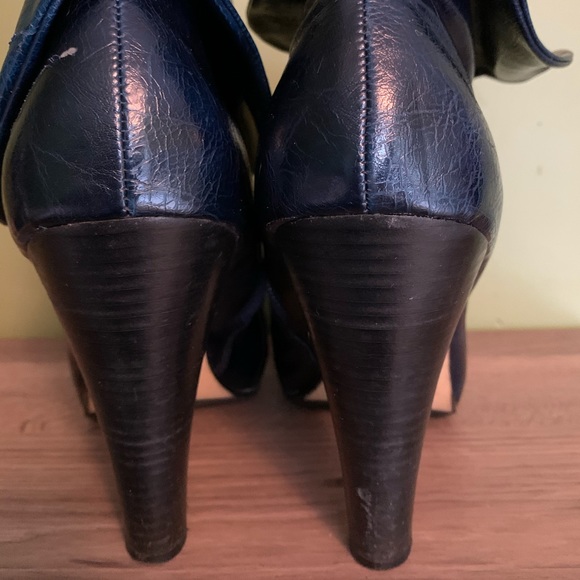Dollhouse navy booties - Picture 3 of 11
